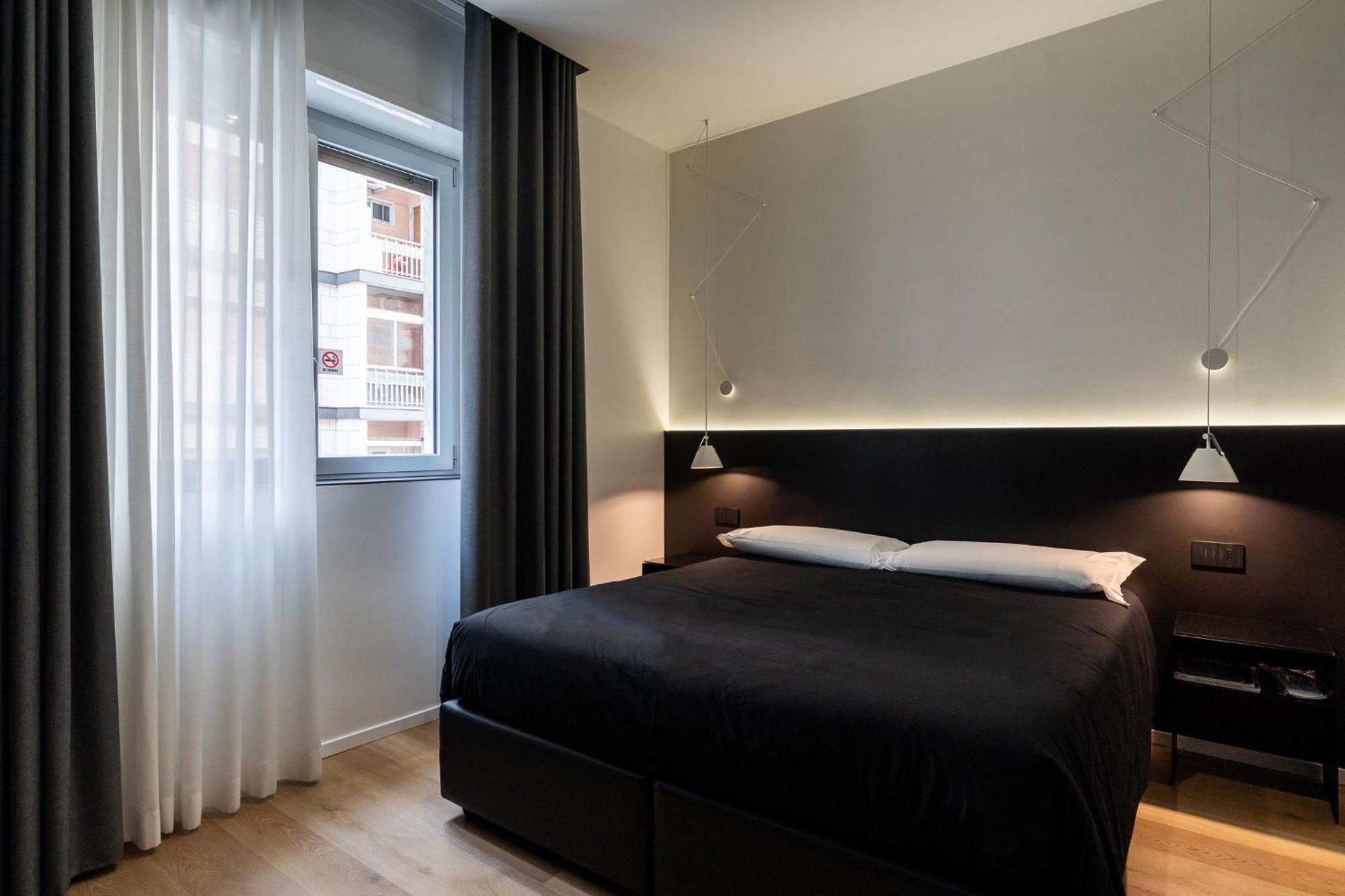Contemporaneamente 147 - Modern & Comfort Rooms Bari Exterior foto
